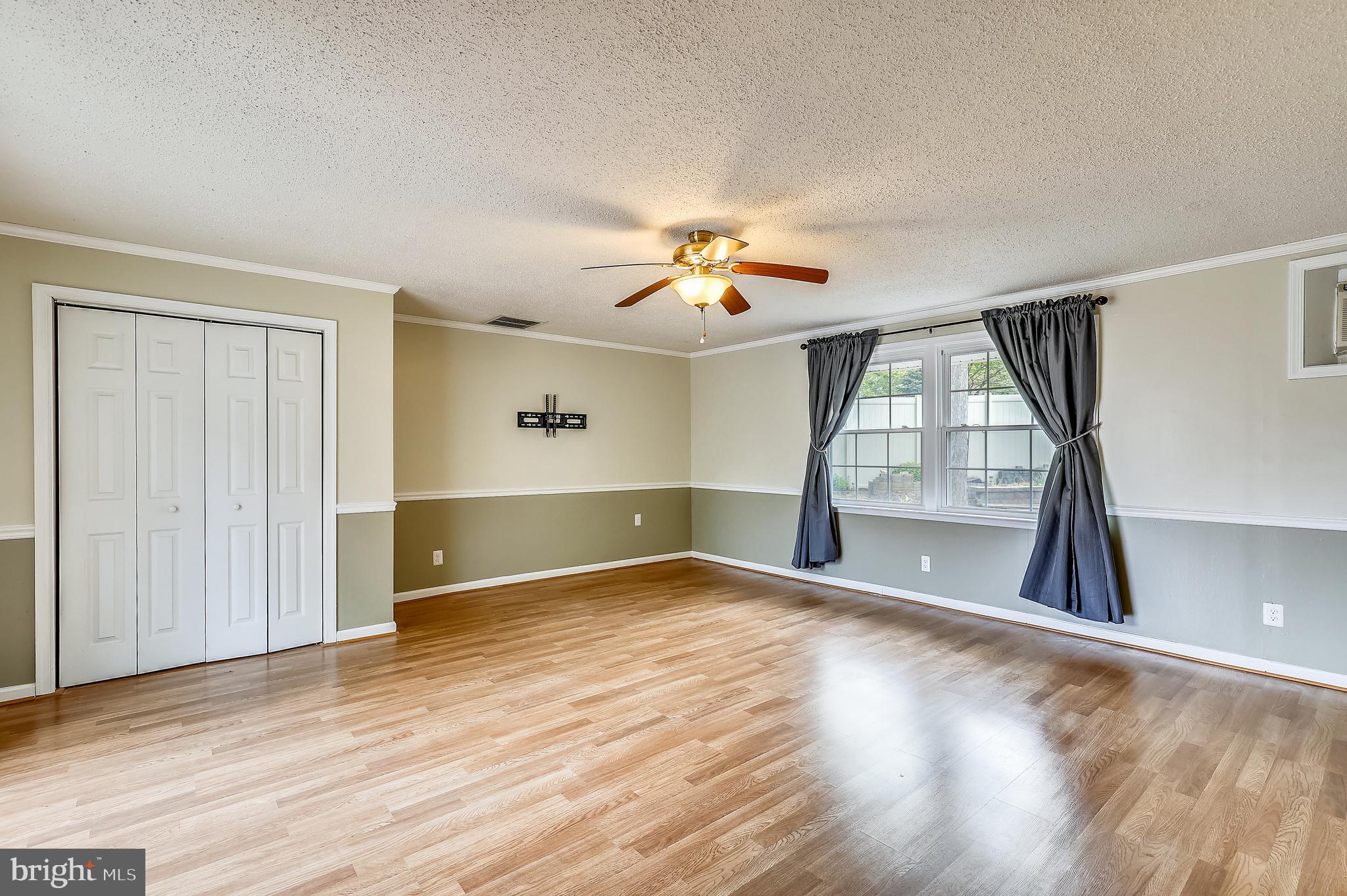 22012 Fox Ridge Road Lexington Park, MD 20653 - Photo 13 of 36 SPACIOUS FAMILY ROOM