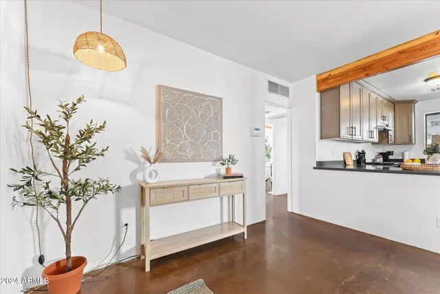 $3,500 | 9428 North 1st Avenue, Unit 1, Phoenix, AZ 85021