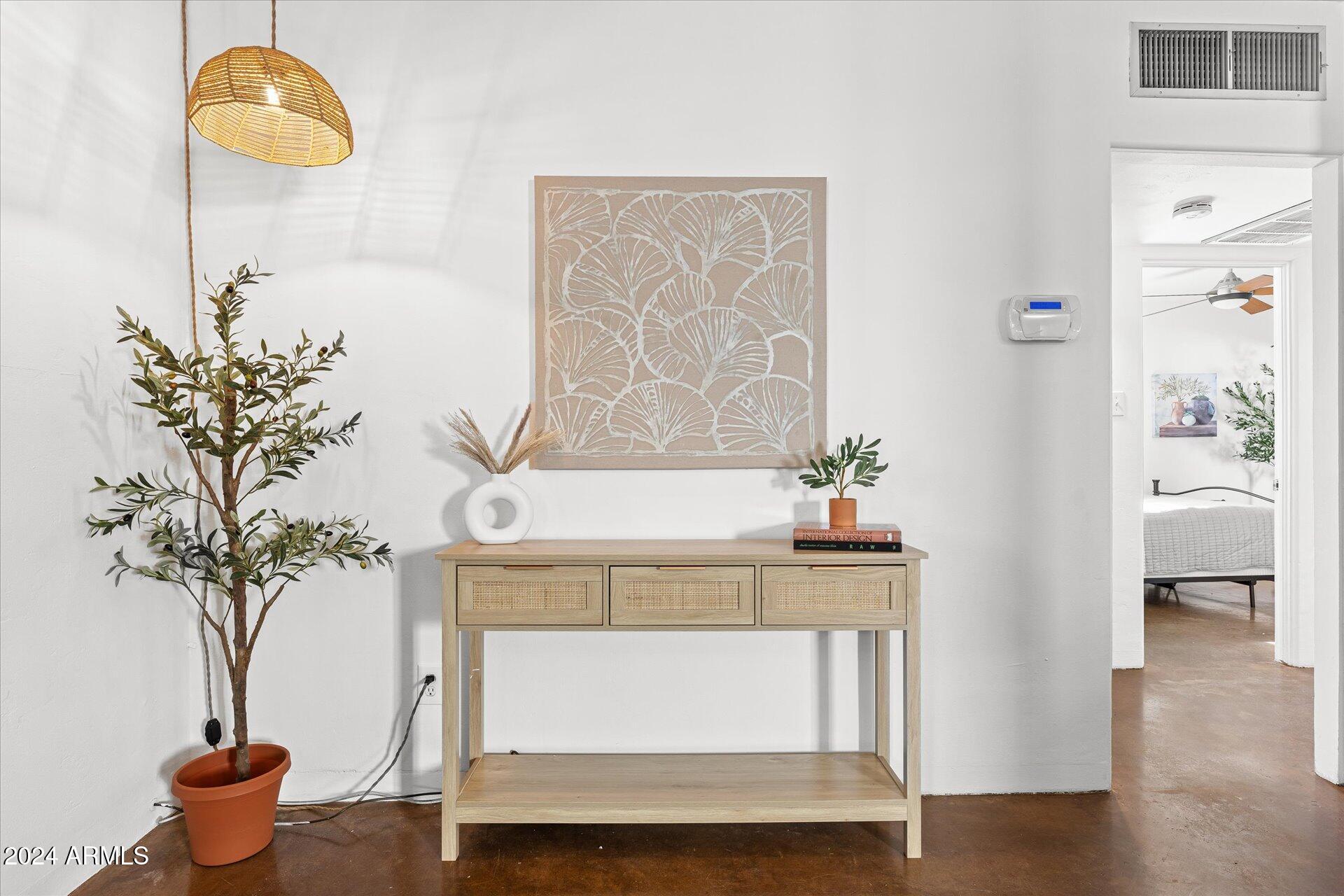 9428 North 1st Avenue, Unit 1 Phoenix, AZ 85021 - Photo 44 of 54 08-008-entry