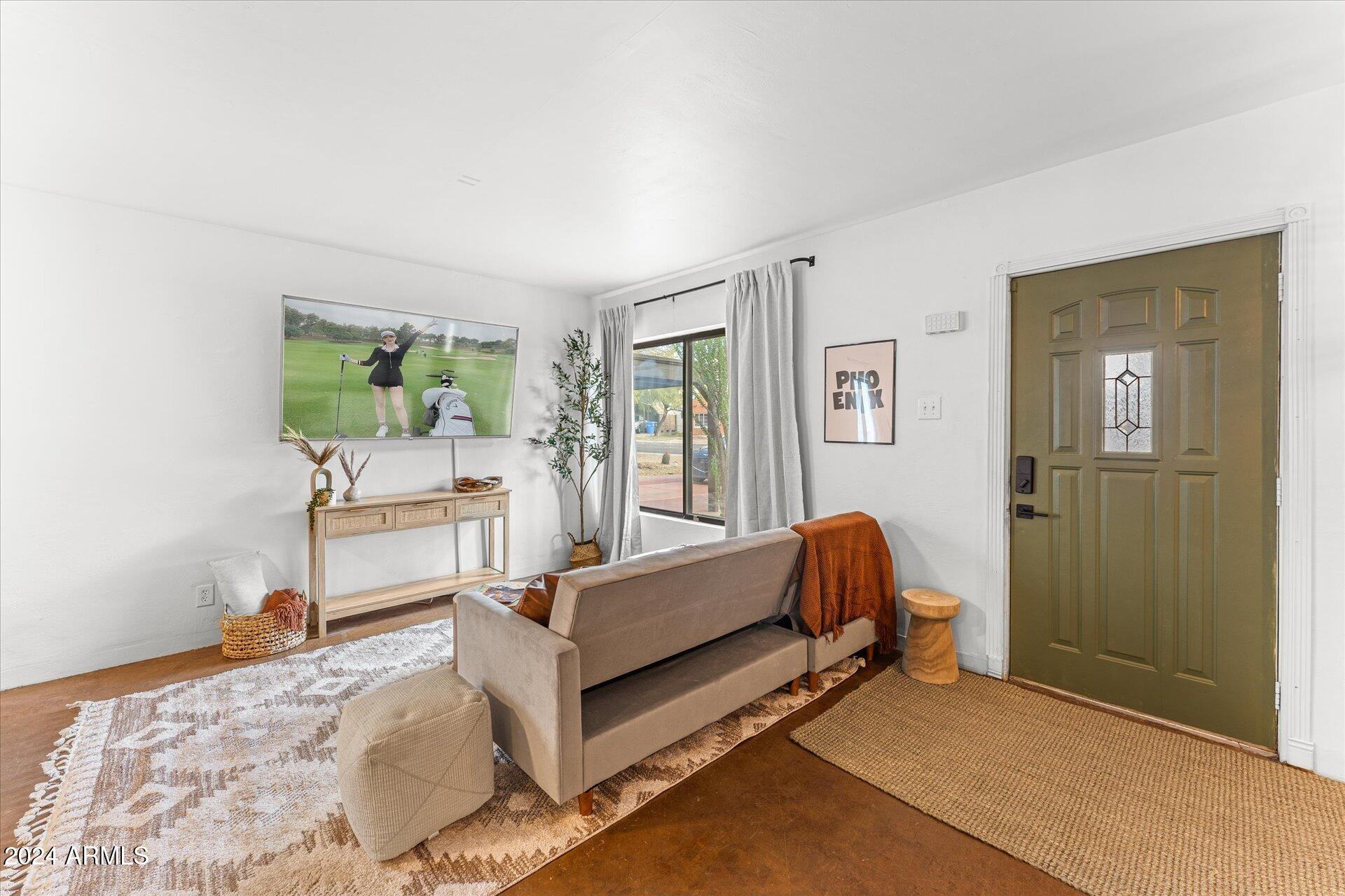 9428 North 1st Avenue, Unit 1 Phoenix, AZ 85021 - Photo 46 of 54 10-010-living-room