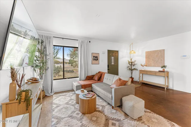 $3,500 | 9428 North 1st Avenue, Unit 1, Phoenix, AZ 85021