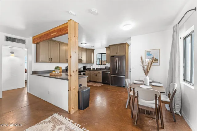 $3,500 | 9428 North 1st Avenue, Unit 1, Phoenix, AZ 85021