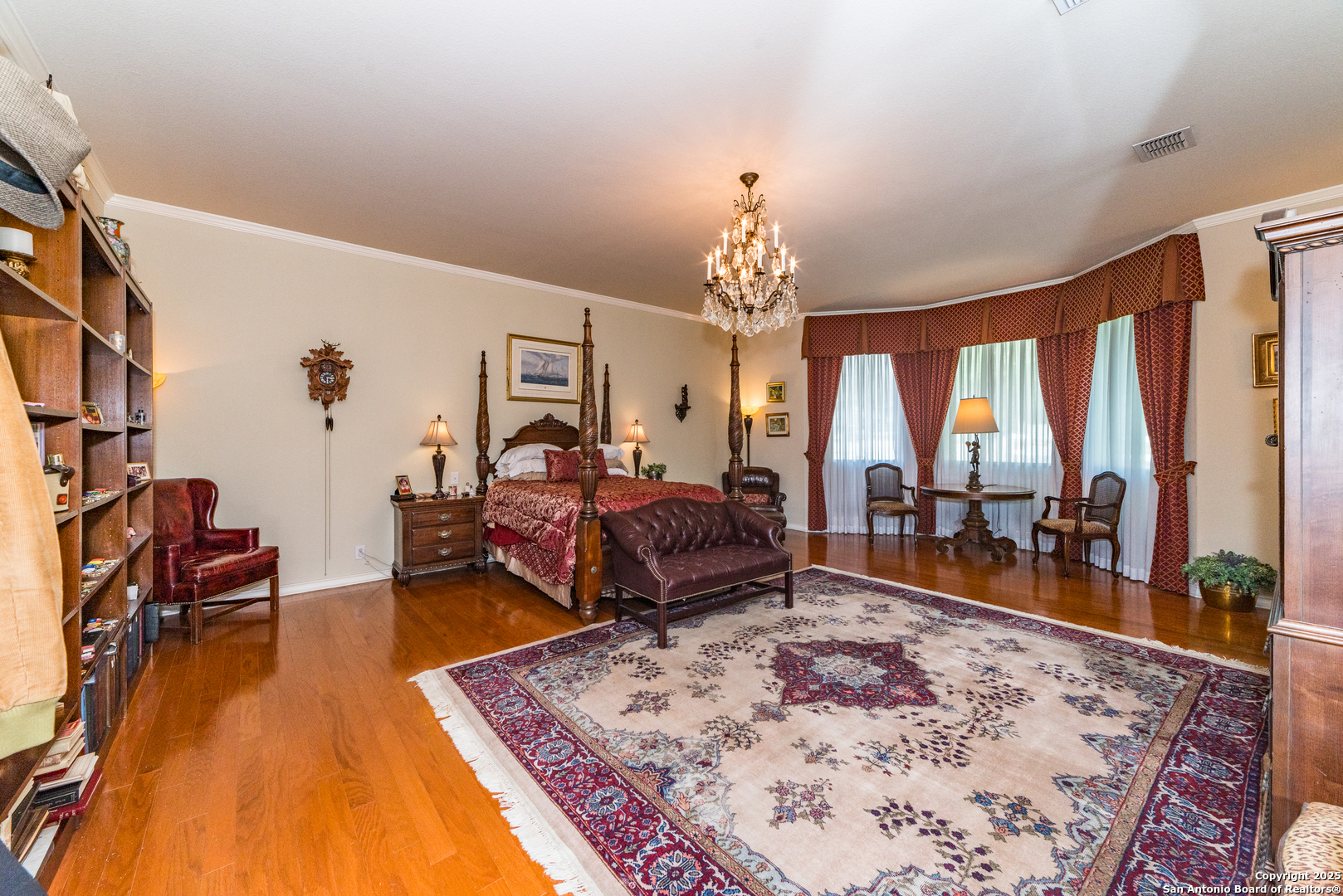 7226 North Vandiver Road San Antonio, TX 78209 - Photo 38 of 59 a living room with furniture rug and wooden floor