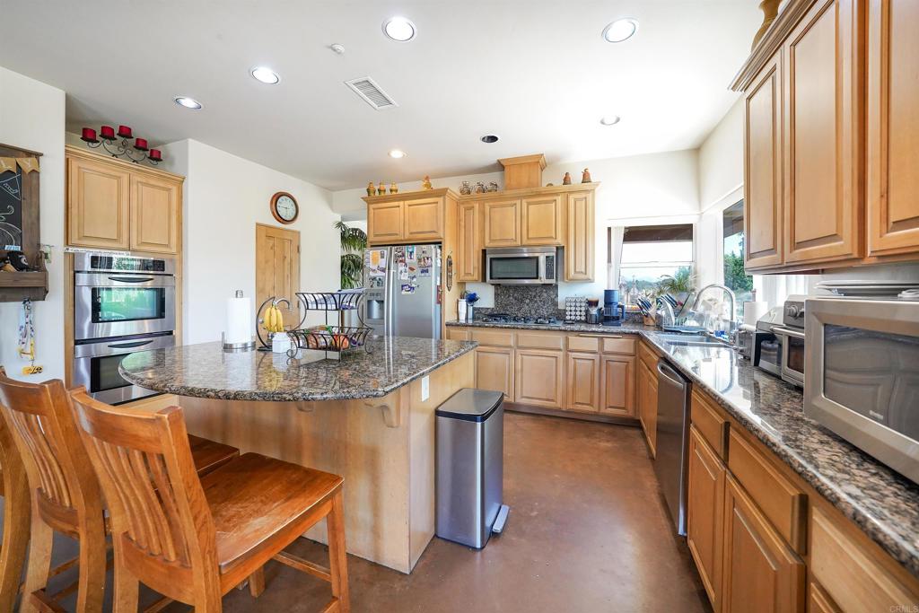 285-87 Penn Street Ramona, CA 92065 - Photo 4 of 57
