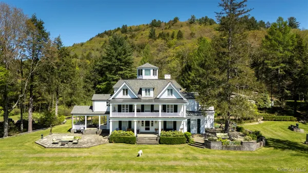 $10,000,000 | 390 Erpf Road, Arkville, NY 12406