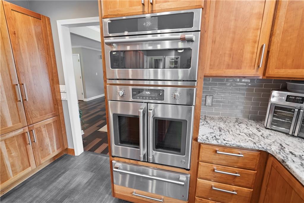 1531 22000 Road Parsons, KS 67357 - Photo 21 of 97
