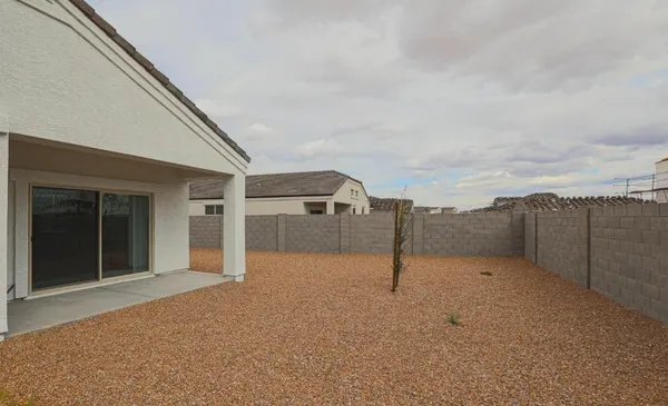 $1,950 | 30861 West Columbus Avenue, Buckeye, AZ 85396