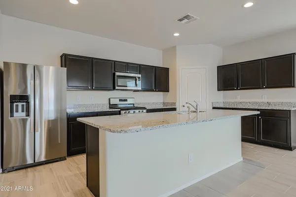 $1,950 | 30861 West Columbus Avenue, Buckeye, AZ 85396