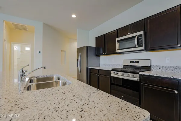 $1,950 | 30861 West Columbus Avenue, Buckeye, AZ 85396