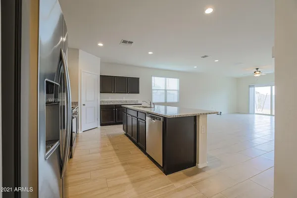 $1,950 | 30861 West Columbus Avenue, Buckeye, AZ 85396