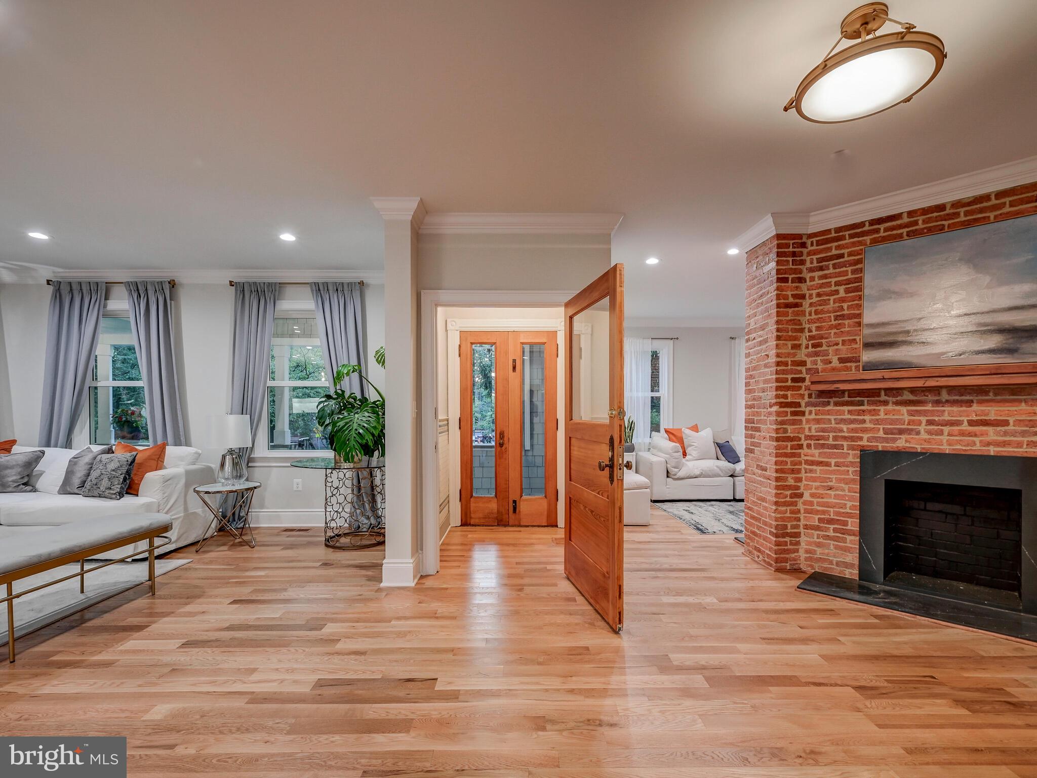 4707 Roland Avenue Baltimore, MD 21210 - Photo 13 of 69