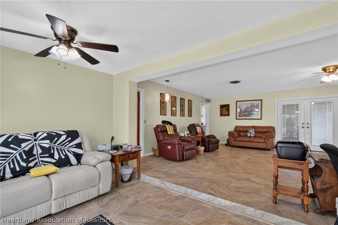765 Golfside Lane Sebring, FL 33870 - Photo 25 of 49 Gallery Image 25