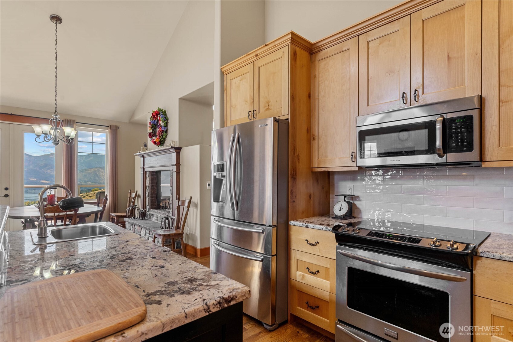 357 Lakayuse Road Manson, WA 98831 - Photo 12 of 40
