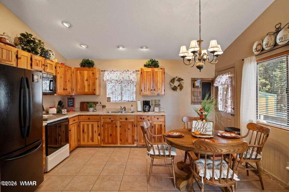 2086 Pinewood Drive Overgaard, AZ 85933 - Photo 21 of 39 Country kitchen to fix your favorite meals