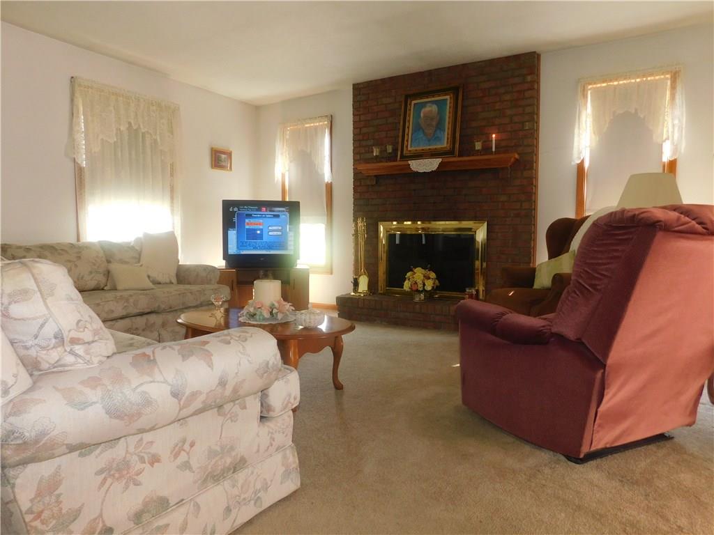 123 Reed Lane Irwin, PA 15642 - Photo 10 of 25 Gallery Image 10