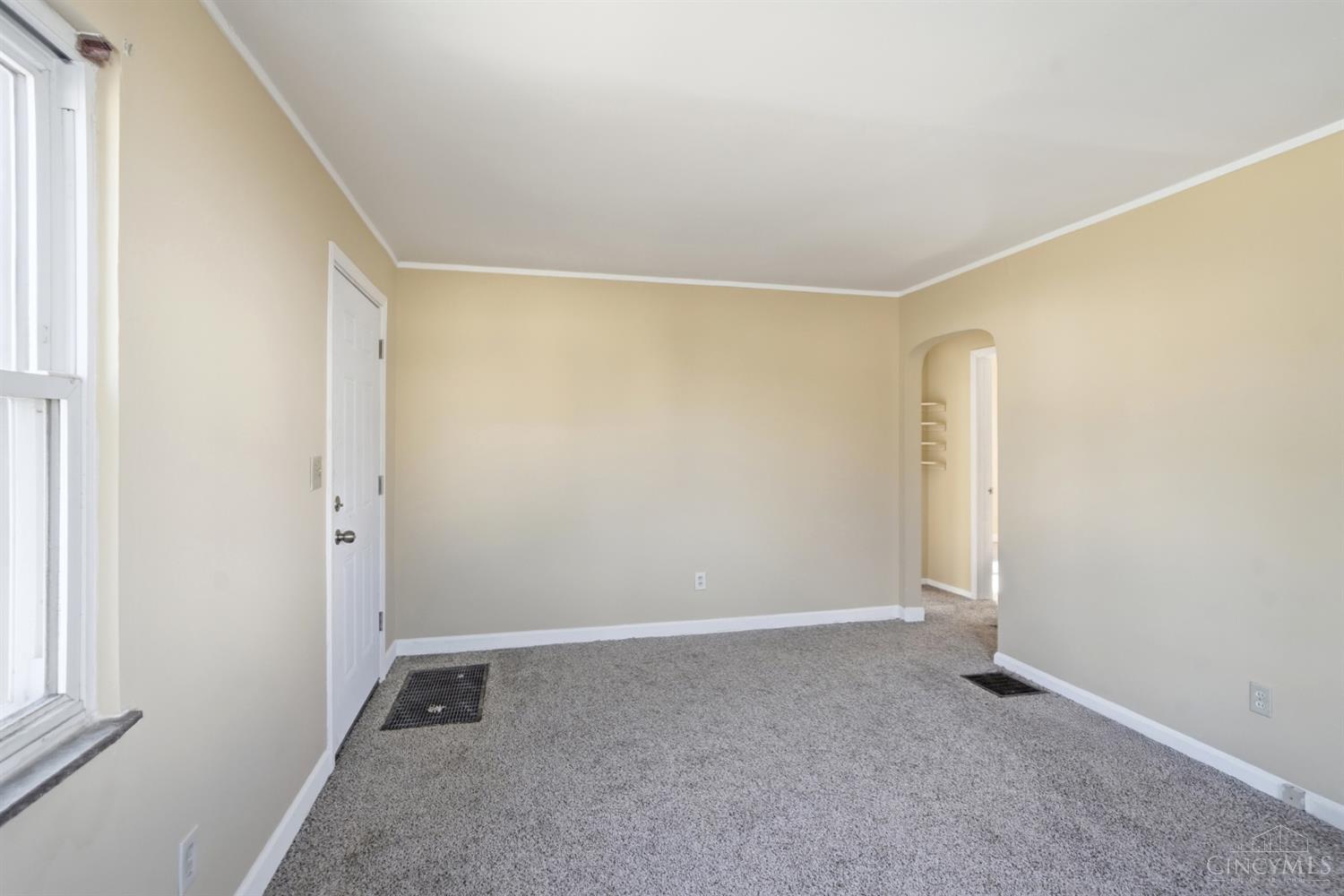 1251 8 Mile Road Cincinnati, OH 45255 - Photo 6 of 39