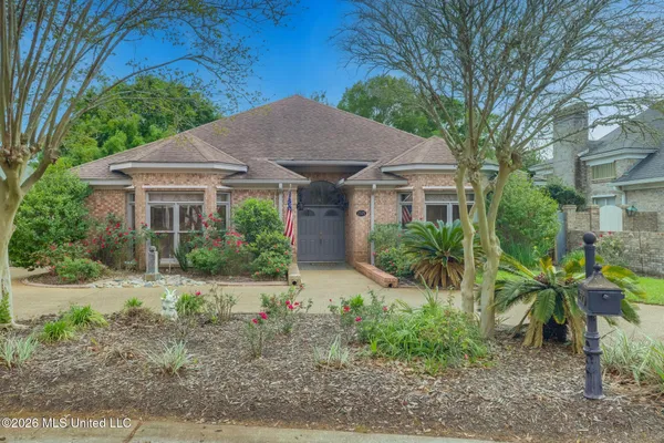 $382,000 | 2575 Rue Palafox, Biloxi, MS 39531