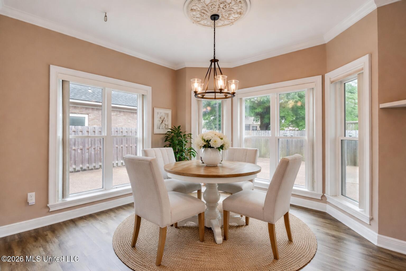 2575 Rue Palafox Biloxi, MS 39531 - Photo 16 of 44 Breakfast