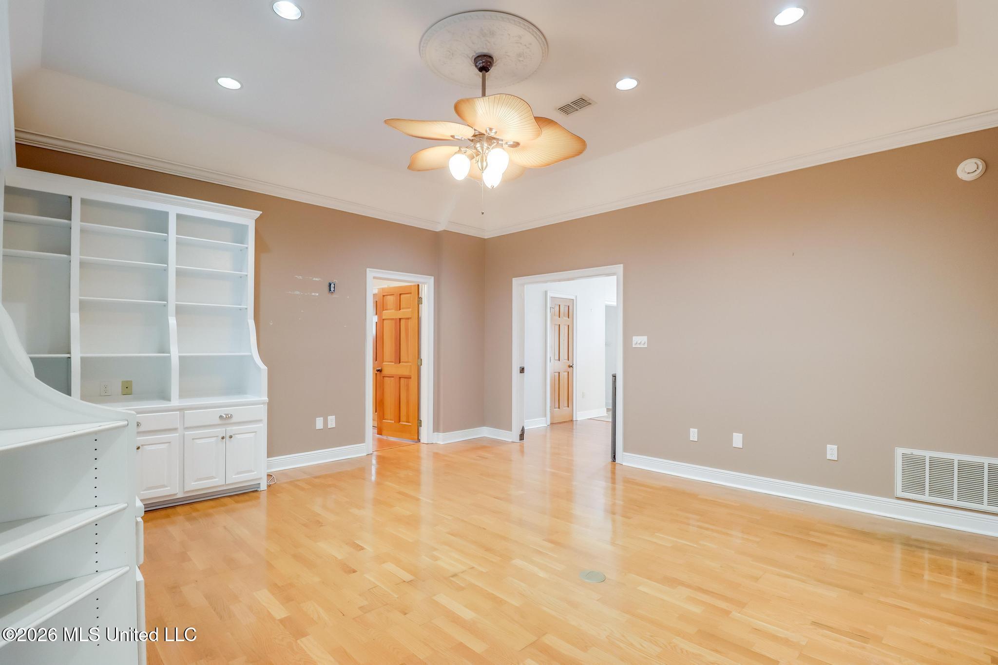 2575 Rue Palafox Biloxi, MS 39531 - Photo 18 of 44 Family / Study Room