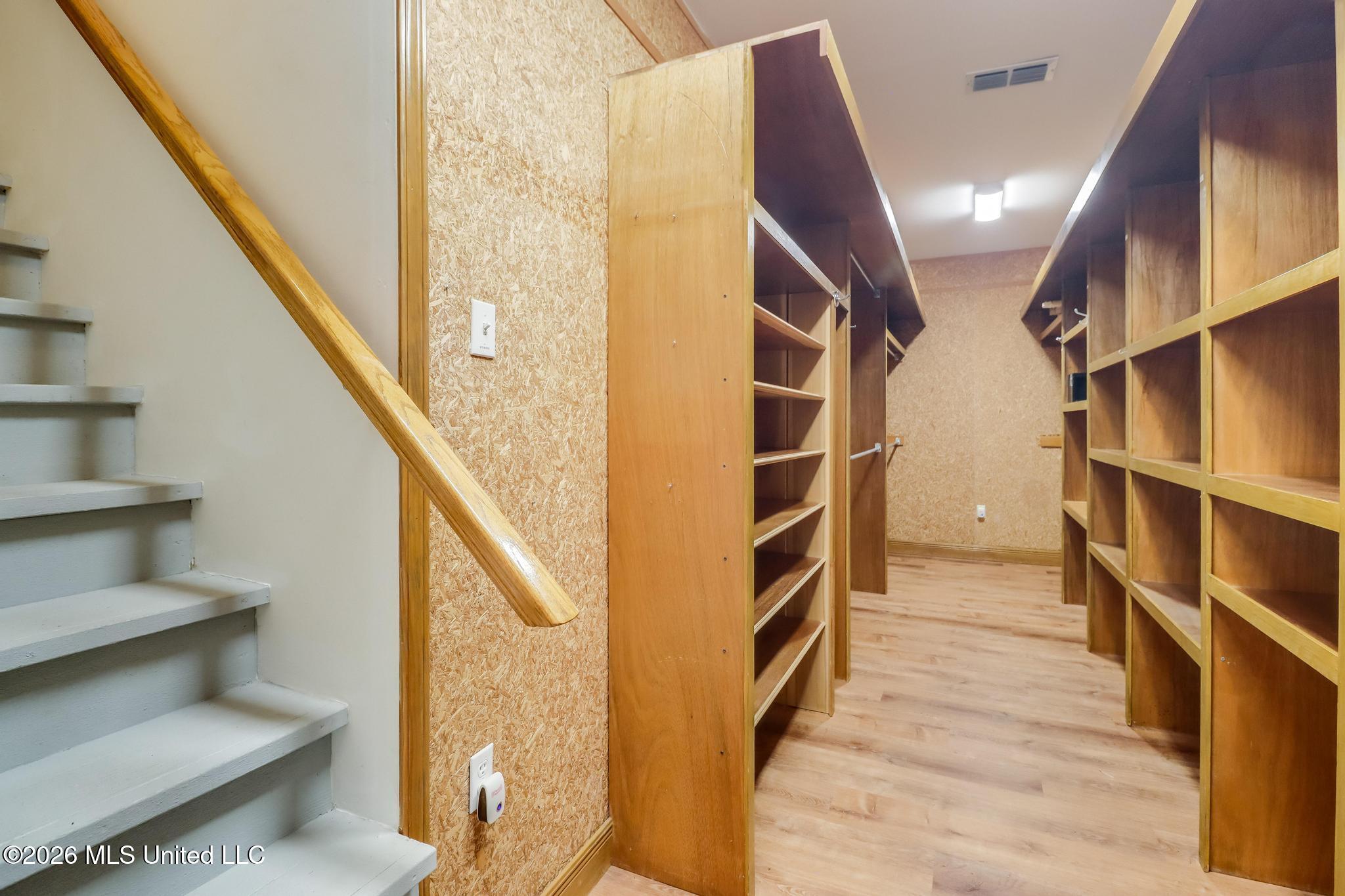 2575 Rue Palafox Biloxi, MS 39531 - Photo 30 of 44 Primary Closet #2