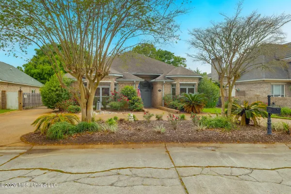 $382,000 | 2575 Rue Palafox, Biloxi, MS 39531