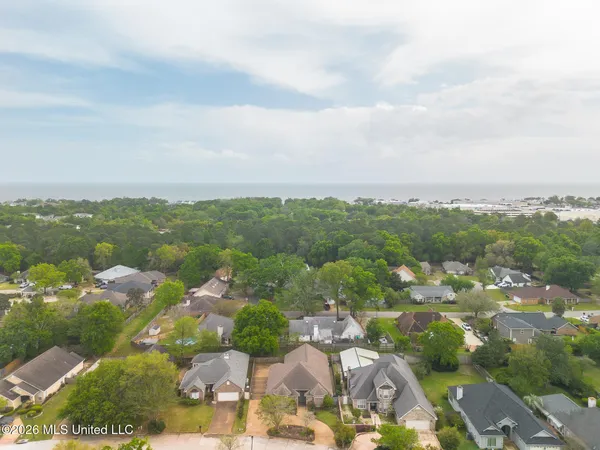 $382,000 | 2575 Rue Palafox, Biloxi, MS 39531