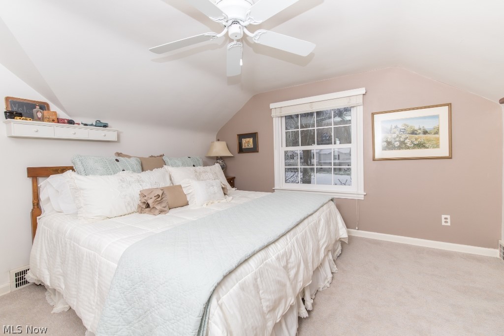 4927 Countryside Road Lyndhurst, OH 44124 - Photo 21 of 34