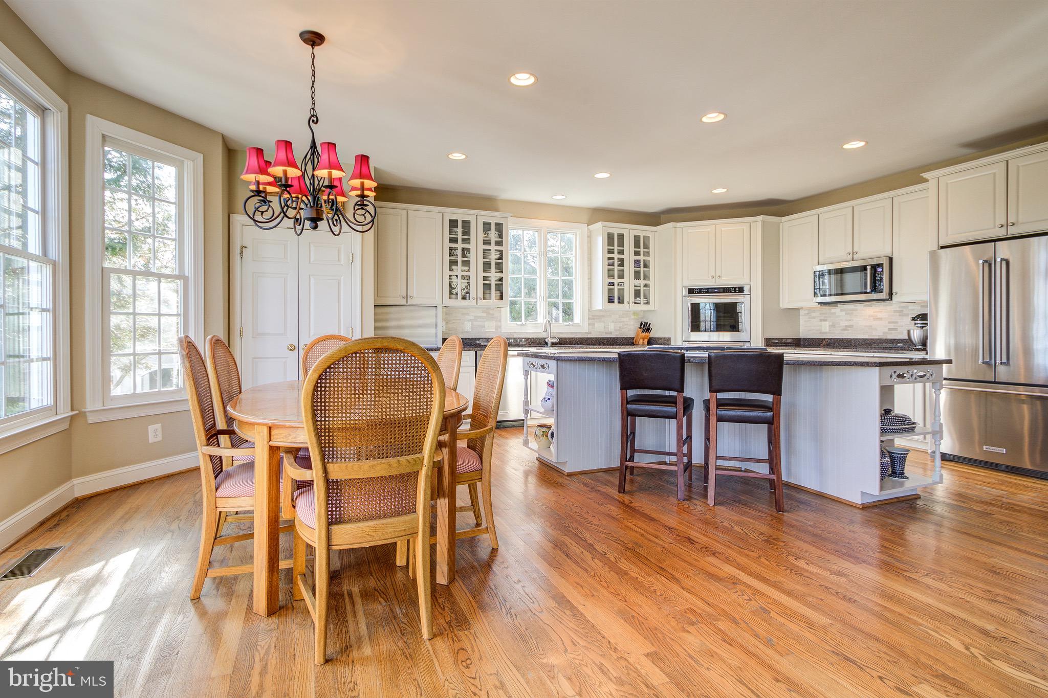 8326 Roxborough Loop Gainesville, VA 20155 - Photo 19 of 70 Kitchen