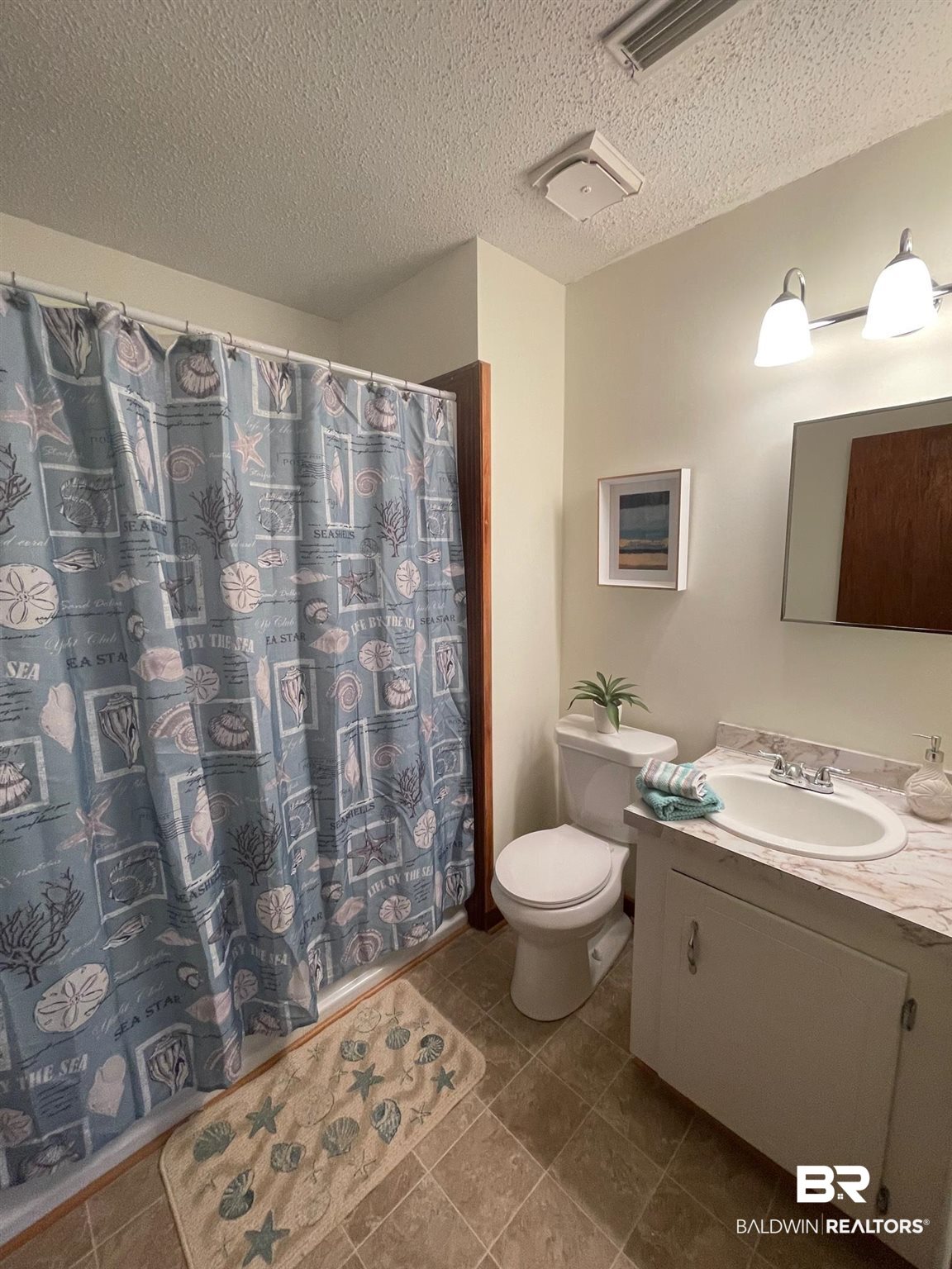 10376 Longview Drive Foley, AL 36535 - Photo 9 of 16 Master Bath
