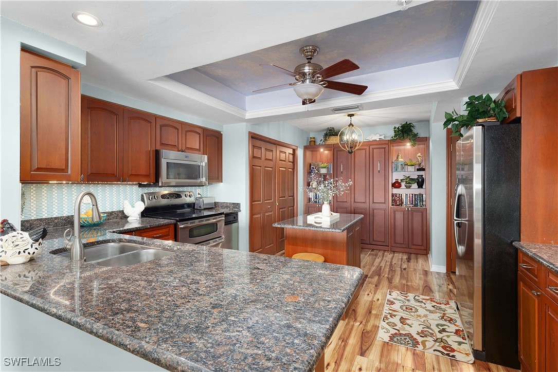 1925 Clifford Street, Unit 202 Fort Myers, FL 33901 - Photo 3 of 28