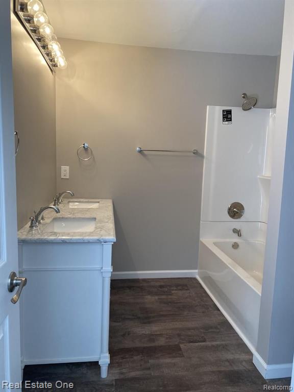 3147 Roods Lake Road Lapeer, MI 48446 - Photo 15 of 66