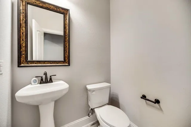 $2,600 | 1401 Thrasher Drive, Little Elm, TX 75068