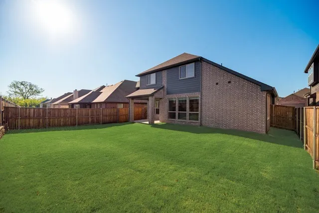 $2,600 | 1401 Thrasher Drive, Little Elm, TX 75068