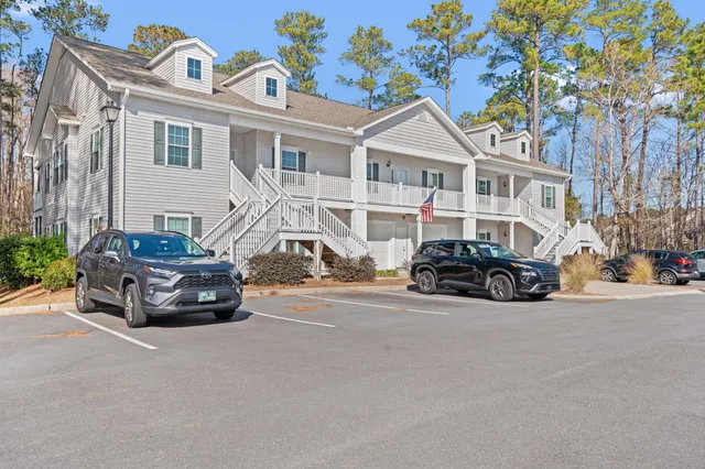 $275,000 | 900 Jackline Place, Unit 202, Columbia, SC 29209