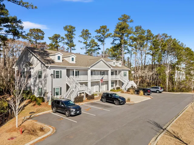$275,000 | 900 Jackline Place, Unit 202, Columbia, SC 29209
