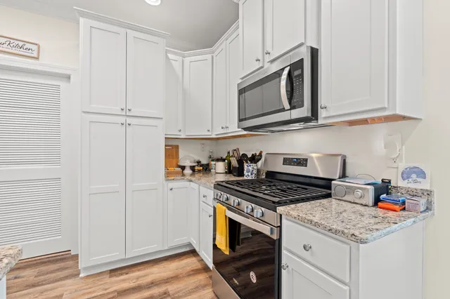 $275,000 | 900 Jackline Place, Unit 202, Columbia, SC 29209