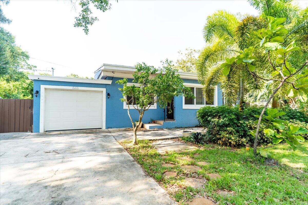 646 West Weatherbee Road Fort Pierce, FL 34982 - Photo 1 of 48 01-Weatherbee-0104