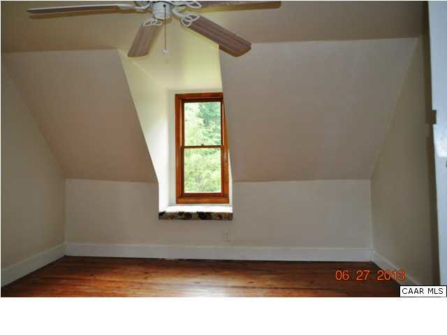 849 White Walnut Road Louisa, VA 23093 - Photo 5 of 12 Gallery Image 5