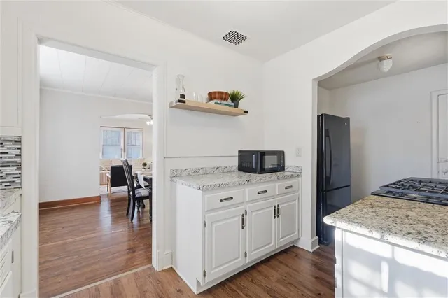 $275,000 | 7821 Robinson Street, Overland Park, KS 66204