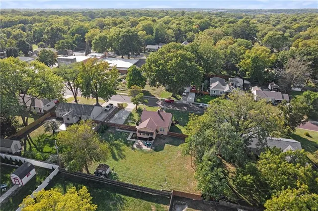 $275,000 | 7821 Robinson Street, Overland Park, KS 66204