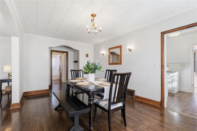 $275,000 | 7821 Robinson Street, Overland Park, KS 66204