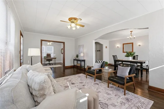 $275,000 | 7821 Robinson Street, Overland Park, KS 66204