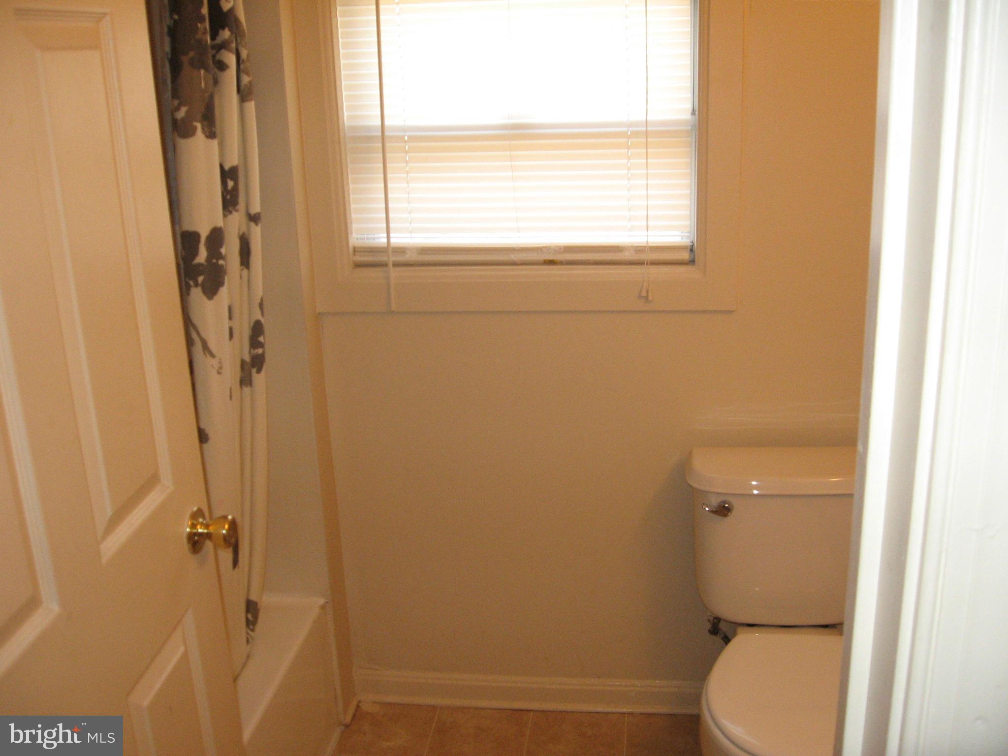 2737 Dillon Street, Unit B Baltimore, MD 21224 - Photo 11 of 11 Bath