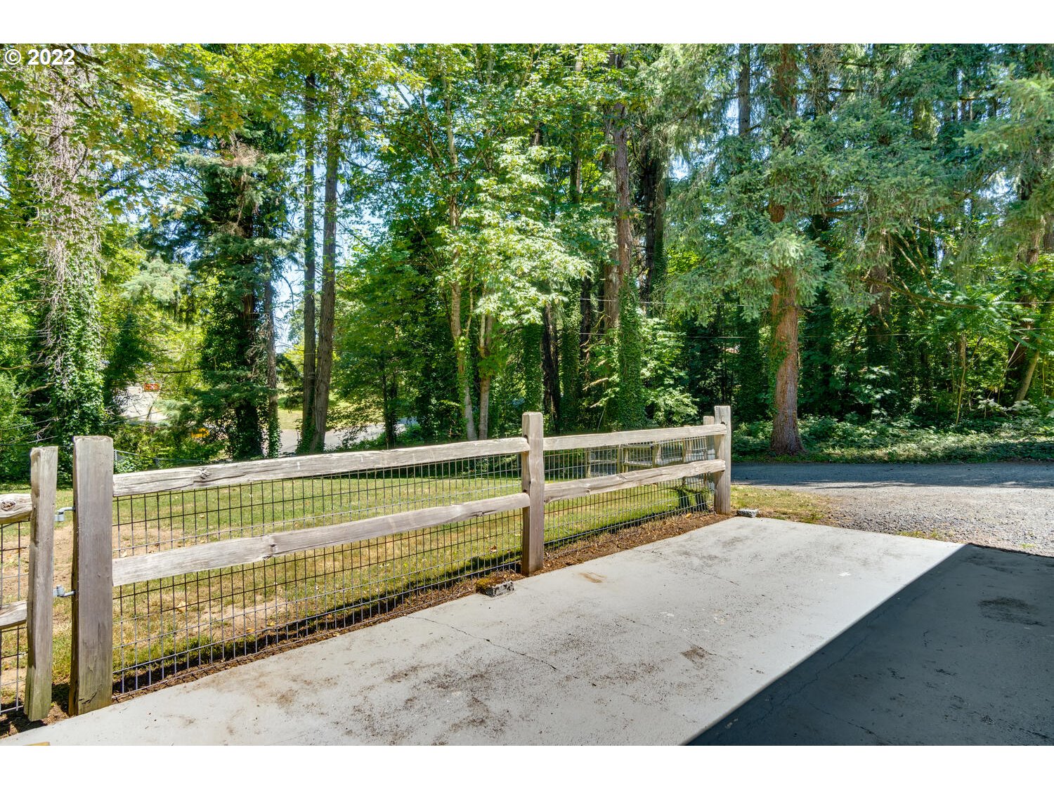 3405 Northeast Corbin Road Vancouver, WA 98686 - Photo 27 of 30 a view of park with wooden fence