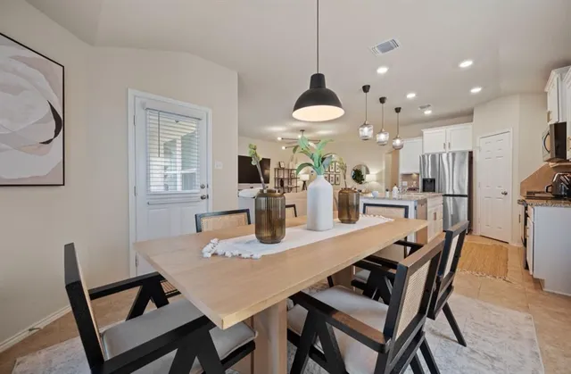 $249,999 | 140 Rearden Boulevard, Jarrell, TX 76537