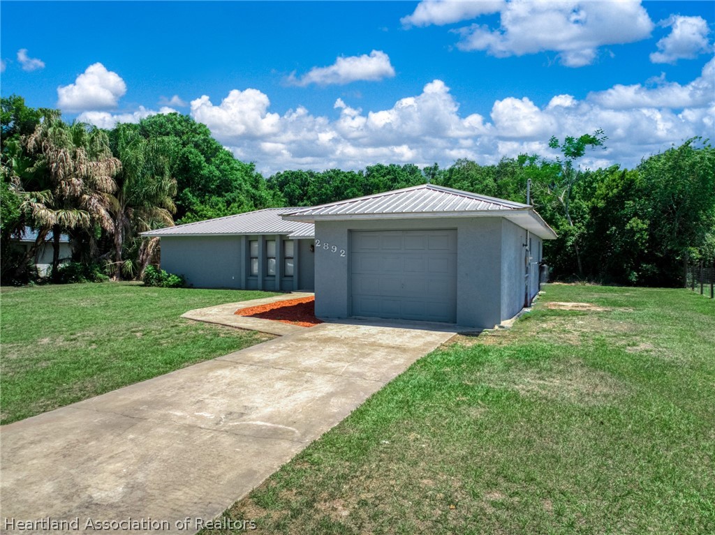 2892 North Bowden Road Avon Park, FL 33825 - Photo 5 of 41