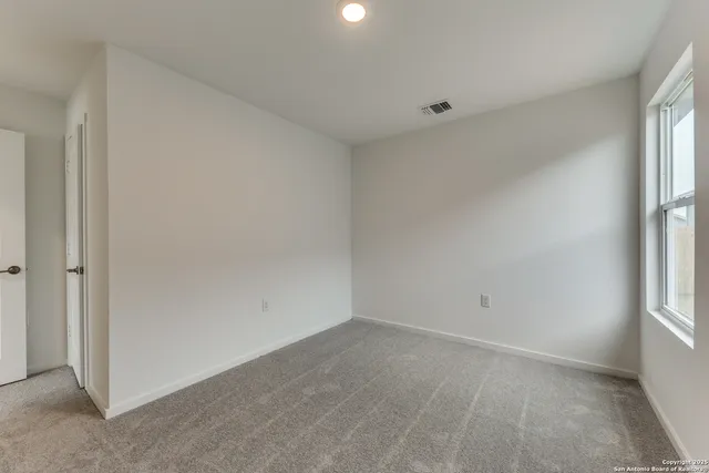 $1,600 | 11715 Blasting Way, Von Ormy, TX 78073