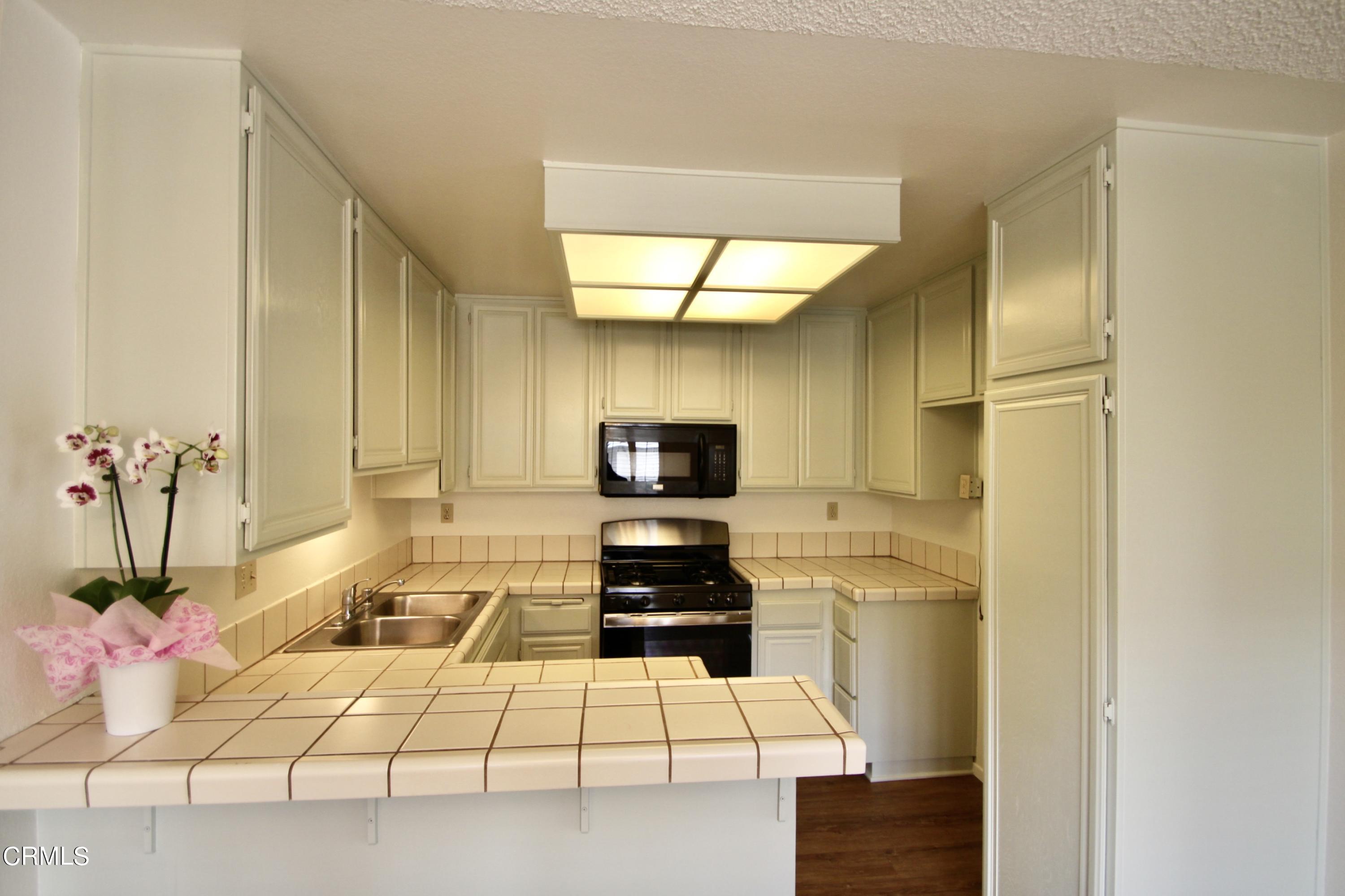 851 Swiss Trails Road, Unit RD Duarte, CA 91010 - Photo 8 of 35 IMG_4678