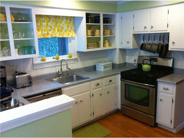 409 Brevoort Road Columbus, OH 43214 - Photo 6 of 21 Gallery Image 6