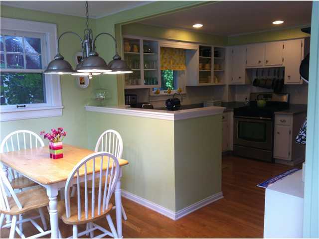 409 Brevoort Road Columbus, OH 43214 - Photo 7 of 21 Gallery Image 7